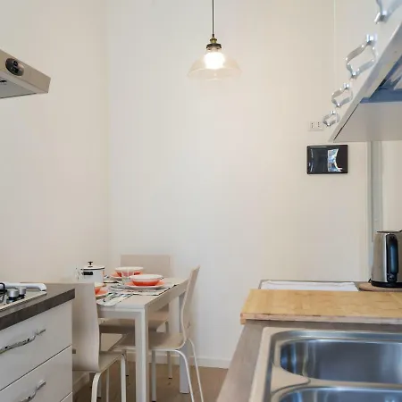 Bibi's Luxury Apartman *